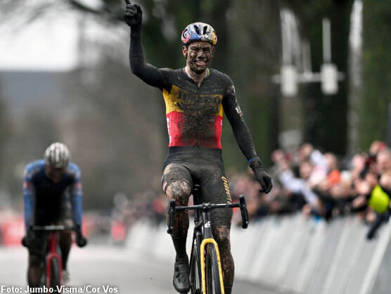 Wout Van Aert puede con Van der Poel y Pidcock en el Exact Cross de Loenhout (Blgica)