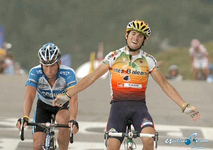 www.esciclismo.com/actualidad/imagenes/alejandro_valverde_etapa10_tour2005.jpg