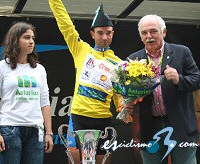 Vuelta Asturias: Angel Vicioso gana en Gijón y repite como primer líder Vuelta Asturias: Angel Vicioso gana en Gijón y repite como primer líder