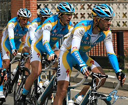 Vuelta a Castilla y León: Alberto Contador: "Lo mejor, el trabajo del equipo y lo atento que ha estado" Vuelta a Castilla y León: Alberto Contador: "Lo mejor, el trabajo del equipo y lo atento que ha estado"