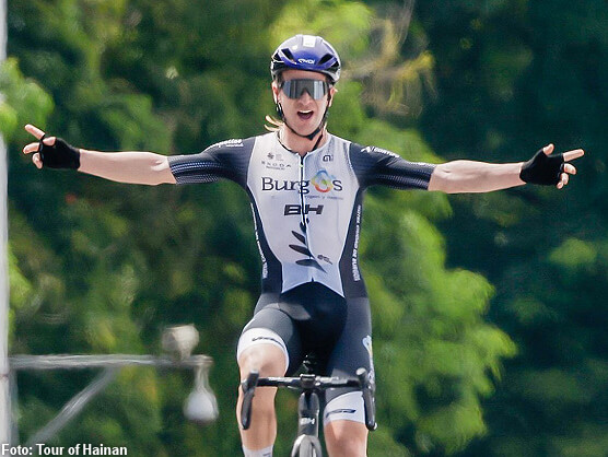 Tour de Hainan: Aaron Gate gana y asalta el liderato en la tercera Tour de Hainan: Aaron Gate gana y asalta el liderato en la tercera