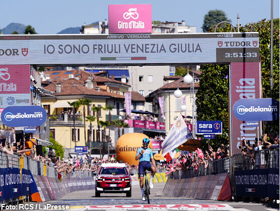 Giro de Italia: Alberto Bettiol: "Una victoria ante mi familia que recordaré siempre" Giro de Italia: Alberto Bettiol: "Una victoria ante mi familia que recordaré siempre"