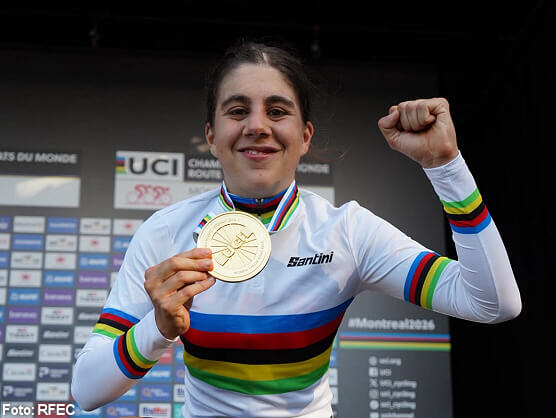 Alejandra Neira se proclama campeona del mundo júnior en Montreal Alejandra Neira se proclama campeona del mundo júnior en Montreal