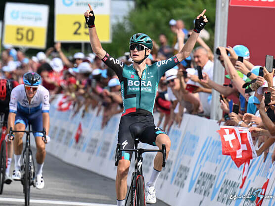 Tour de Suiza: Aleksandr Vlasov: "El liderato significa más trabajo para nuestro equipo" Tour de Suiza: Aleksandr Vlasov: "El liderato significa más trabajo para nuestro equipo"