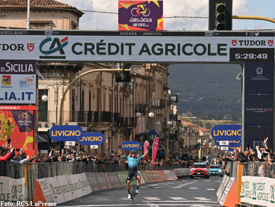 Giro de Sicilia: Alexey Lutsenko: "Vi que abra hueco y decid darlo todo"