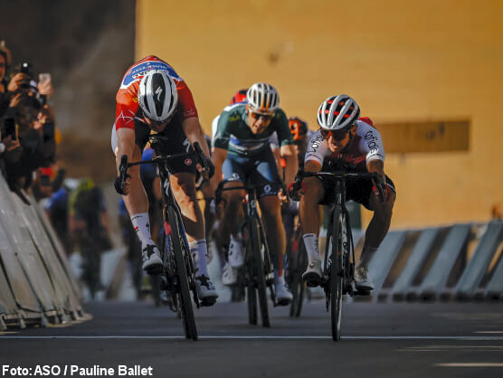 AlUla Tour: Tim Merlier gana en Maraya y se viste de verde AlUla Tour: Tim Merlier gana en Maraya y se viste de verde