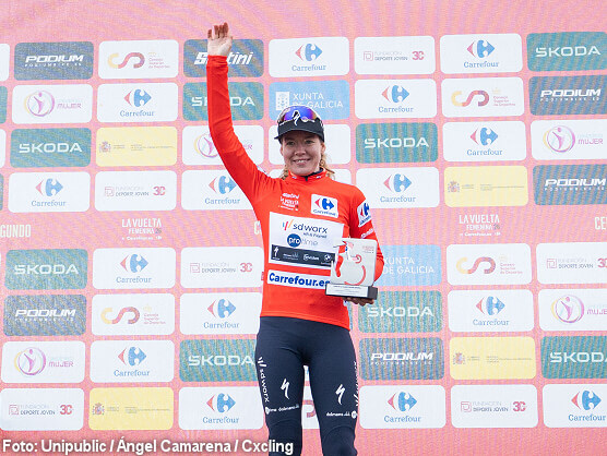 La Vuelta Femenina: Anna Van der Breggen:"Nunca hab�a visto una subida como esta"