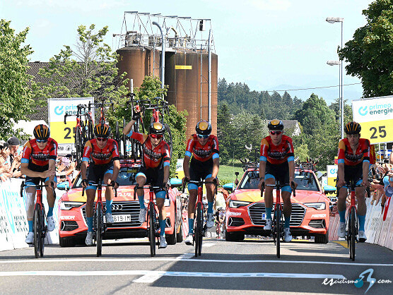 Tour de Suiza: El equipo Bahrin-Victorious abandona la carrera Tour de Suiza: El equipo Bahrin-Victorious abandona la carrera