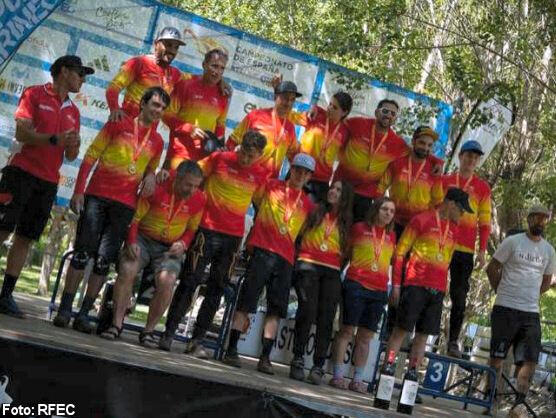 Edgar Carballo y Cristina Menéndez se proclaman Campeones de España de Enduro Edgar Carballo y Cristina Menéndez se proclaman Campeones de España de Enduro