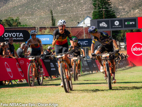 Alleman y Stosek se imponen en la primera etapa de la Absa Cape Epic tras la remontada de Beers y Nortje