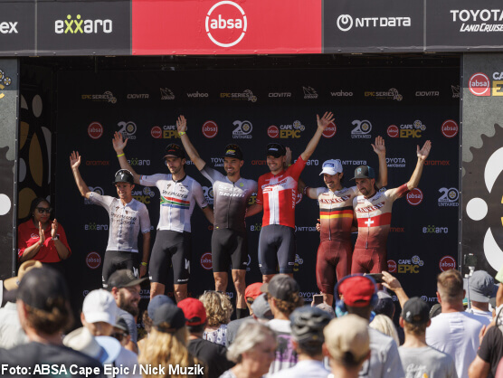 Cape Epic: Schurter gana la cuarta etapa, Beers y Grotts líderes Cape Epic: Schurter gana la cuarta etapa, Beers y Grotts líderes