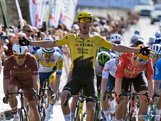 Christophe Laporte se impone en Pizarra y es el primer líder de la Vuelta a Andalucía Christophe Laporte se impone en Pizarra y es el primer líder de la Vuelta a Andalucía