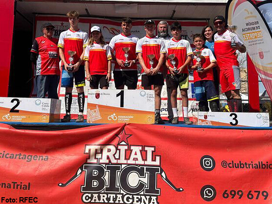 Alba Riera y Charlie Rolls vencen en el Trofeo Internacional Ciudad de Cartagena Alba Riera y Charlie Rolls vencen en el Trofeo Internacional Ciudad de Cartagena