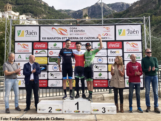 Víctor Manuel Fernández y Pilar Fernández destacan en la última parada de la Copa de España de BTT XCM Víctor Manuel Fernández y Pilar Fernández destacan en la última parada de la Copa de España de BTT XCM