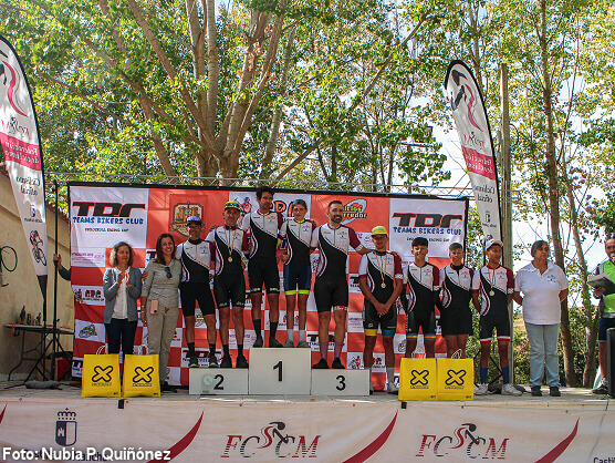 Sandra García Montaner y Mario Castro dominan el I Ciclocross de Montiel, homenaje a Antonio F. Matamoros Sandra García Montaner y Mario Castro dominan el I Ciclocross de Montiel, homenaje a Antonio F. Matamoros