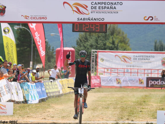 Valero cumple y gana su octavo ttulo nacional, Lois da la sorpresa en la carrera femenina