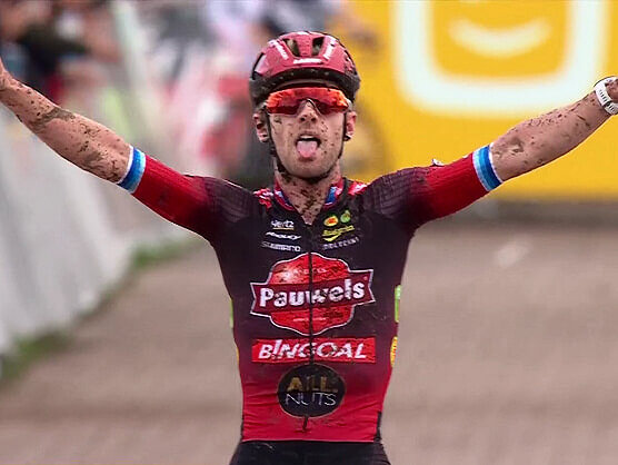 Eli Iserbyt y Ceylin del Carmen Alvarado ganan el Superprestigio de Ruddervoorde