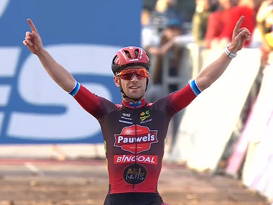 Copa del Mundo de ciclocross: Eli Iserbyt y Ceylin del Carmen Alvarado gana en Troyes