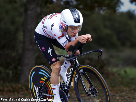 Ethan Hayter recupera el liderato en la Vuelta a Holanda tras imponerse en la contrarreloj