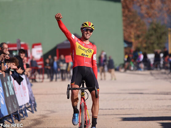 Felipe Orts suma una nueva victoria en la Copa de España de ciclocross de Xàtiva Felipe Orts suma una nueva victoria en la Copa de España de ciclocross de Xàtiva