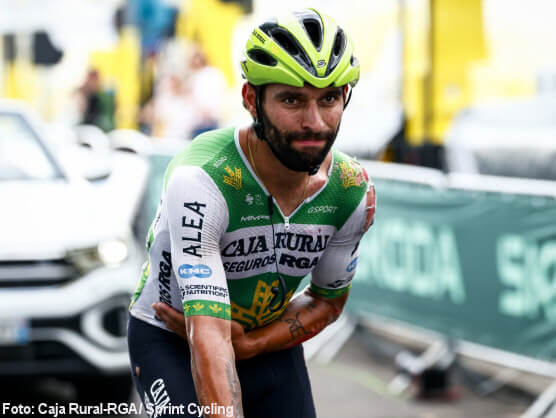 Fernando Gaviria, con fractura de clav�cula, abandona el Tour de Francia