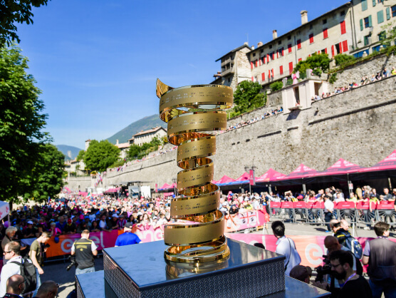 Continental, patrocinador principal y neumtico oficial del Giro de Italia 2024