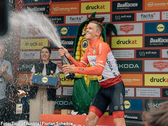 Gregor Mühlberger reina en el Großglockner y refuerza su liderato en la Vuelta a Austria Gregor Mühlberger reina en el Großglockner y refuerza su liderato en la Vuelta a Austria