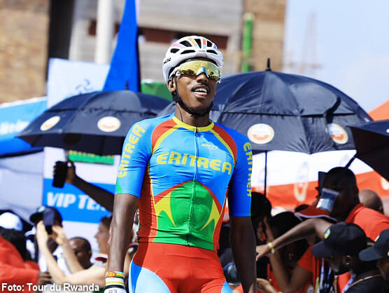 Henok Mulubrhan vence al sprint en la primera etapa del Tour de Ruanda Henok Mulubrhan vence al sprint en la primera etapa del Tour de Ruanda