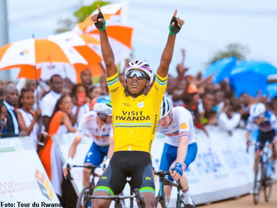 Tour de Ruanda: Henok Mulueberhan gana la ltima etapa y la clasificacin general