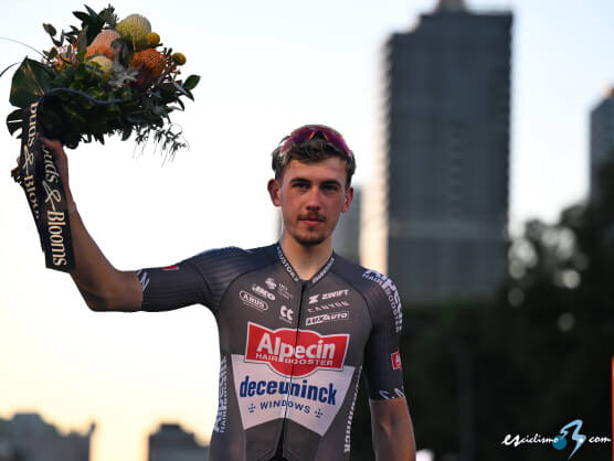 Henri Uhlig estrena su palmar�s profesional en la exigente tercera etapa de la Estrella de Bess�ges