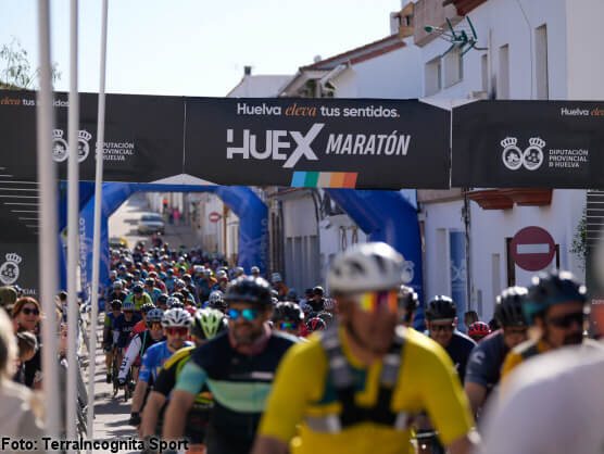 Exitosa décima edición de la HUEX Extrema con victorias de David Rodríguez y Tungui Cuenco Exitosa décima edición de la HUEX Extrema con victorias de David Rodríguez y Tungui Cuenco