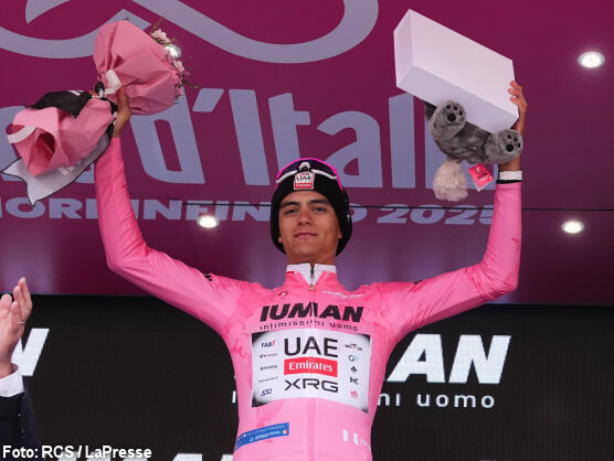 Giro de Italia: Isaac del Toro: "Llevo la maglia rosa, pero sigo nervioso" Giro de Italia: Isaac del Toro: "Llevo la maglia rosa, pero sigo nervioso"