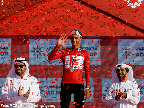 Isaac del Toro asalta Jebel Hafeet y recupera el liderato del UAE Tour