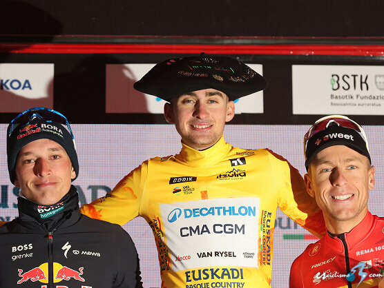 Paul Seixas se corona en la Itzulia y Andrew August gana en Bergara