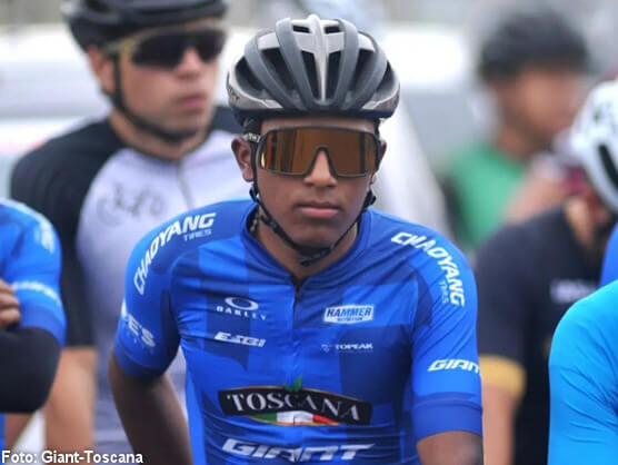 El ciclista ecuatoriano Jhoffre Imbaquingo correrá en el Caja Rural-Alea El ciclista ecuatoriano Jhoffre Imbaquingo correrá en el Caja Rural-Alea