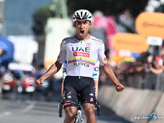 Giro de Italia: Jhonatan Narv�ez bate a Enric Mas en Chiavari y suma su tercera victoria de etapa