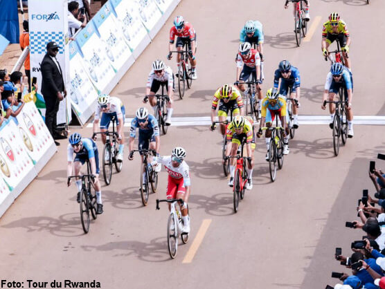 Tour de Ruanda: Jhonatan Restrepo: "No nos conformamos y queremos volver a ganar" Tour de Ruanda: Jhonatan Restrepo: "No nos conformamos y queremos volver a ganar"