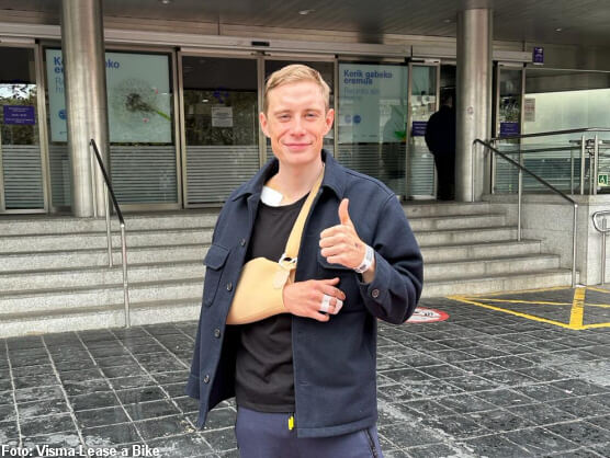 Jonas Vingegaard recibe el alta en el hospital de Txagorritxu de Vitoria Jonas Vingegaard recibe el alta en el hospital de Txagorritxu de Vitoria