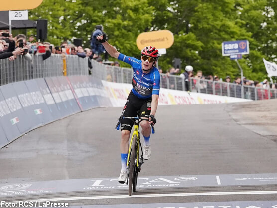 Giro de Italia: Jonas Vingegaard vuelve a golpear en Corno alle Scale y mete presión a Afonso Eulálio Giro de Italia: Jonas Vingegaard vuelve a golpear en Corno alle Scale y mete presión a Afonso Eulálio