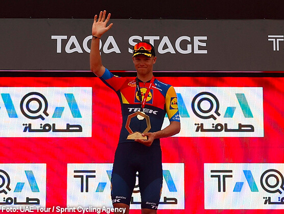 Jonathan Milan repite triunfo en el UAE Tour tras una llegada al sprint en Umm al Quwain Jonathan Milan repite triunfo en el UAE Tour tras una llegada al sprint en Umm al Quwain