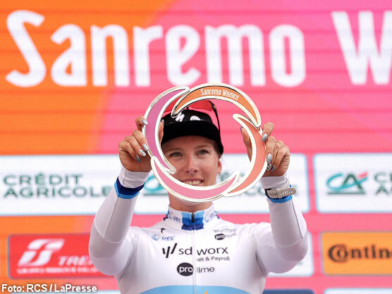 Lorena Wiebes hace historia al ganar la Sanremo Women Lorena Wiebes hace historia al ganar la Sanremo Women