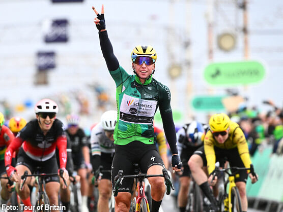 Lorena Wiebes repite en Blackpool y afianza su liderato en el Tour de Gran Breta�a Femenino