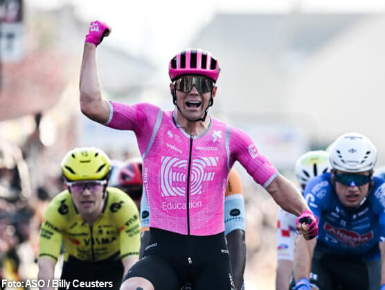 Luke Lamperti, al sprint, primer l�der de la Par�s-Niza 2026