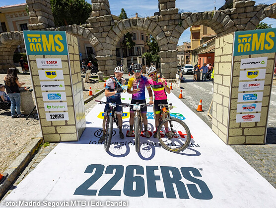 Jakub Cieslik y Muriel Bouhet conquistan la Madrid Segovia MTB 2025 en una edición histórica Jakub Cieslik y Muriel Bouhet conquistan la Madrid Segovia MTB 2025 en una edición histórica