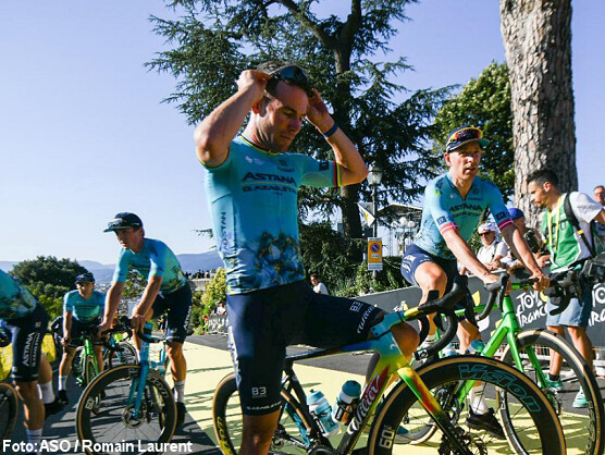 Tour de Francia: Calvario de Mark Cavendish en la primera etapa Tour de Francia: Calvario de Mark Cavendish en la primera etapa