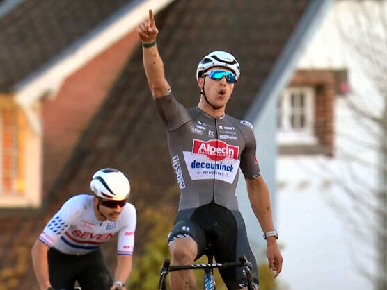 Niels Vandeputte se impone en el Leiecross de Kortrijk tras una vibrante carrera urbana del Exact Cross Niels Vandeputte se impone en el Leiecross de Kortrijk tras una vibrante carrera urbana del Exact Cross