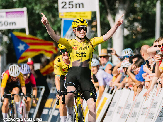 Nienke Veenhoven, primera líder de la Volta a Catalunya Femenina Nienke Veenhoven, primera líder de la Volta a Catalunya Femenina