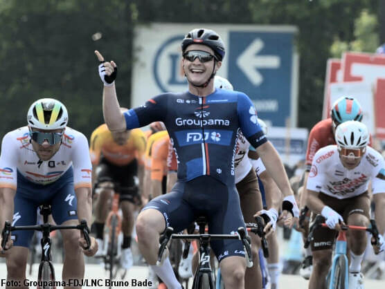 Paul Penhot logra su primera victoria de la temporada en el Tour de Finisterre
