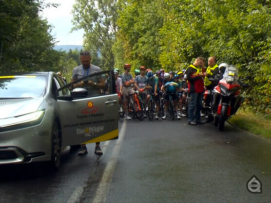Se neutraliza 30 minutos la cuarta etapa del Tour de Polonia tras una caída en el pelotón Se neutraliza 30 minutos la cuarta etapa del Tour de Polonia tras una caída en el pelotón