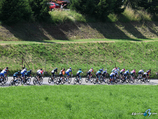 El Covid no detiene el Tour de Suiza. Arranca la sexta etapa con 94 ciclistas El Covid no detiene el Tour de Suiza. Arranca la sexta etapa con 94 ciclistas